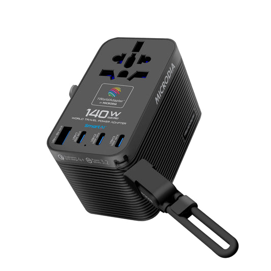 MICRODIA 1WorldAdapter™ PD140W GaN Pro™, Weltreise-Netzteil mit abnehmbarem 140-W-USB-C-Lade- und Synchronisationskabel, 3 x USB-C PD3.2 & 1 x USB-A QC4+, PPS-Schnellladefunktion