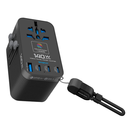 MICRODIA 1WorldAdapter™ PD140W GaN Pro™, Weltreise-Netzteil mit abnehmbarem 140-W-USB-C-Lade- und Synchronisationskabel, 3 x USB-C PD3.2 & 1 x USB-A QC4+, PPS-Schnellladefunktion