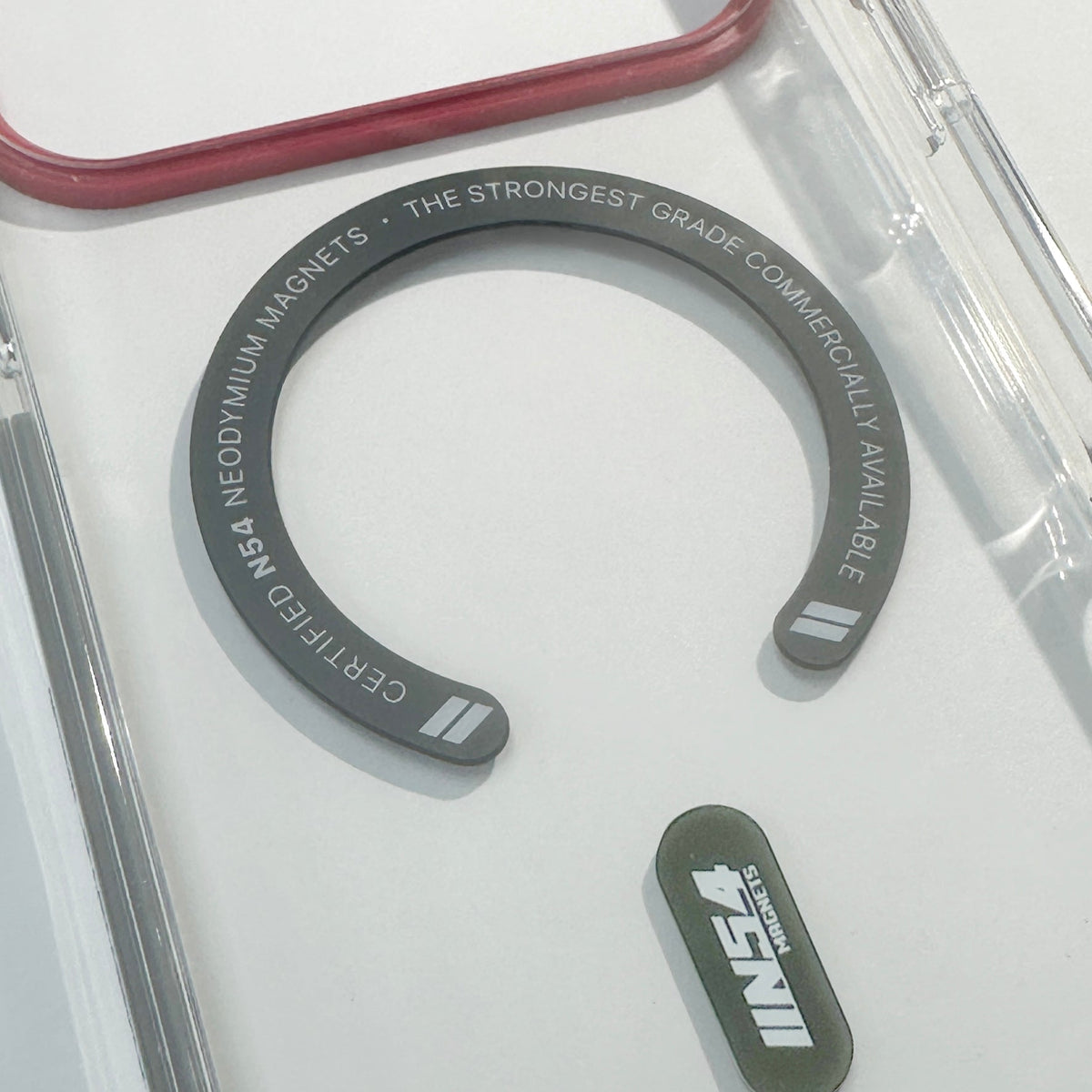 MAGNETO™ GEAR – 4M Certified Shock Resistant Protective Case with Reinforced Corners, Integrated Magnetic Ring made of N54 magnets Microdia